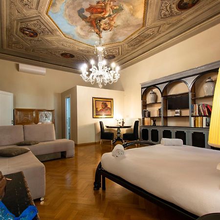 N4U Guest House Firenze Bagian luar foto