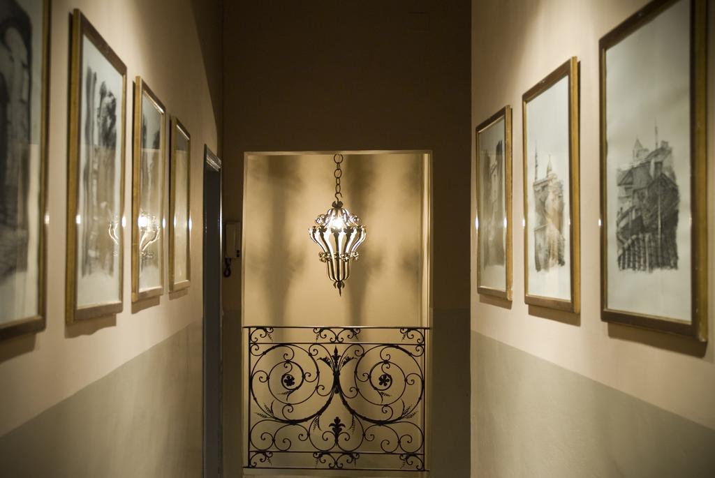 N4U Guest House Firenze Bagian luar foto