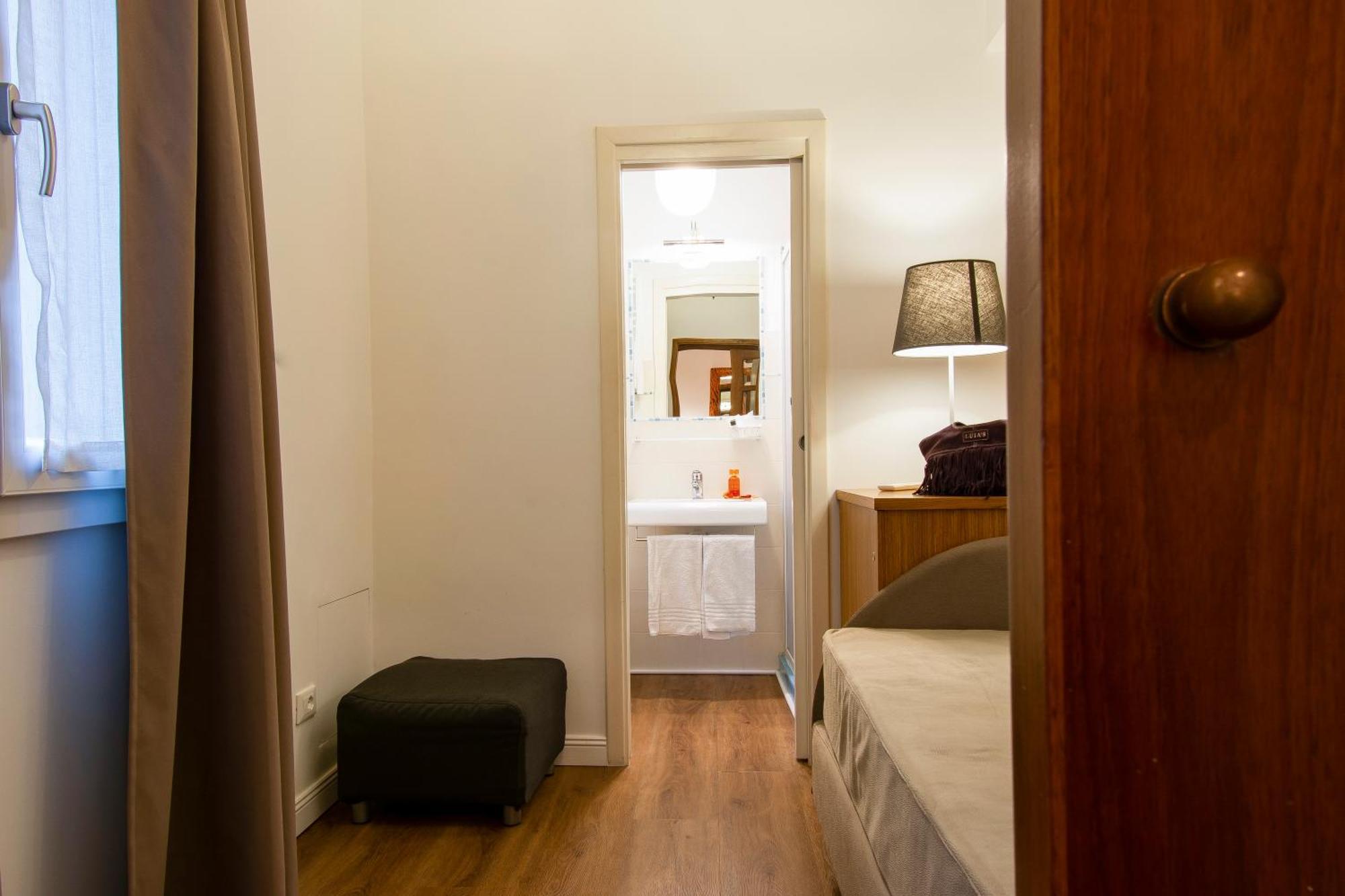 N4U Guest House Firenze Bagian luar foto