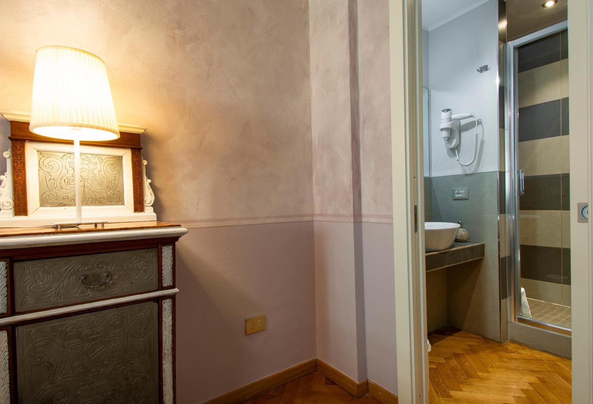 N4U Guest House Firenze Bagian luar foto